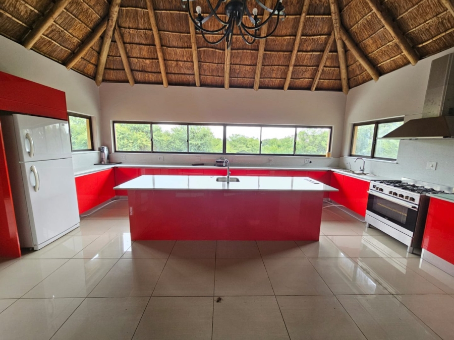 5 Bedroom Property for Sale in Boschenvaal River Front Lodges Free State